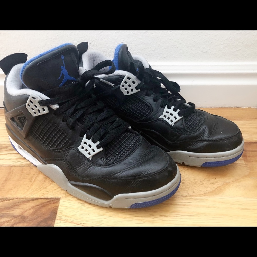 Nike Men’s Air 4 Retro Sneakers
